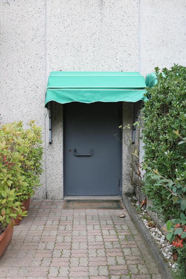 Sleep Inn Assago With Balcony - 7 エクステリア 写真